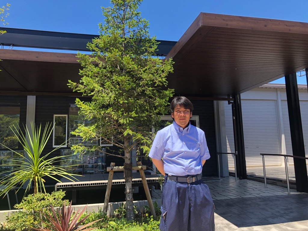 伊豆植物園　代表取締役　山口 紀之